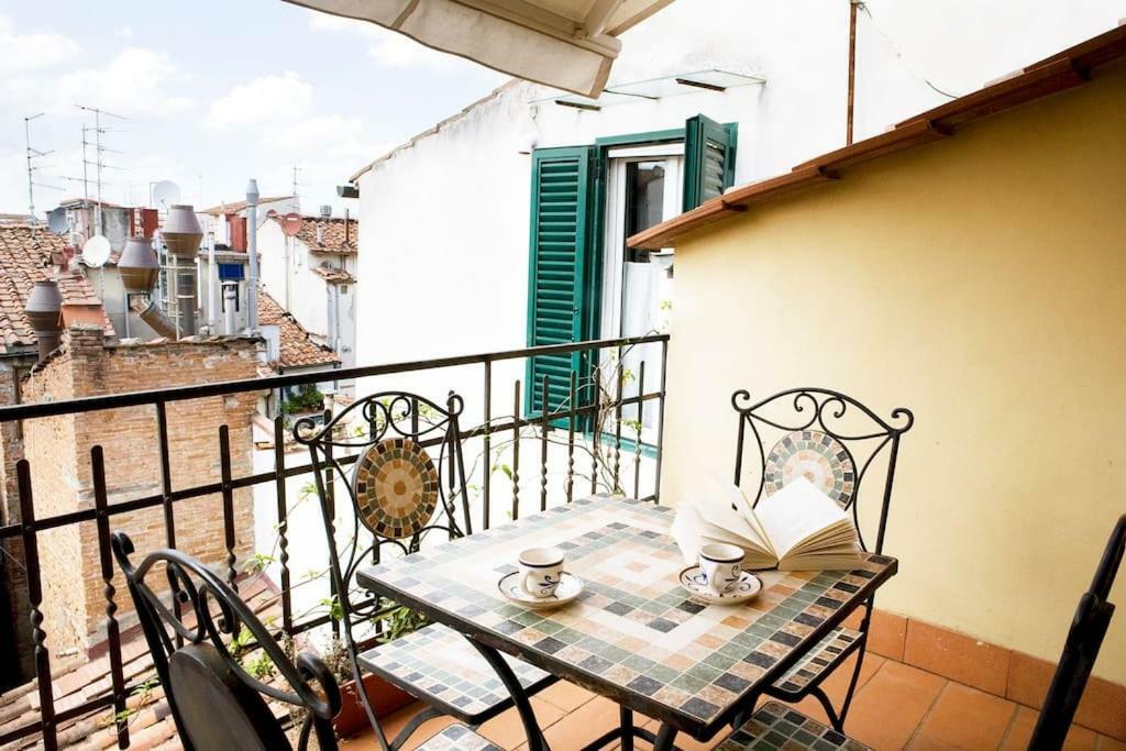 Appartement Rebby'S Terrace à Florence Extérieur photo